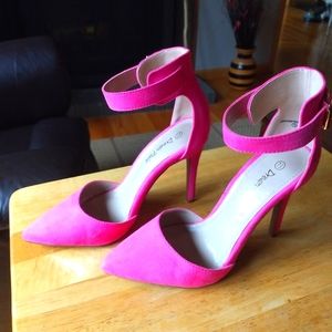 SALE - Beautiful Pink Shoes